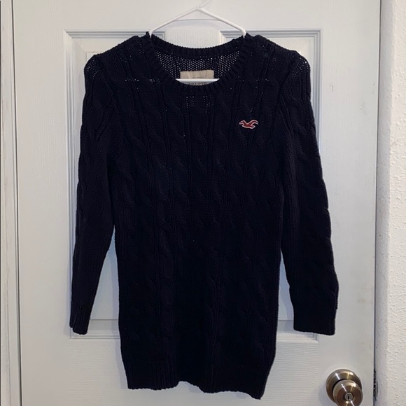 Hollister Sweaters - Hollister 3/4 knit sweater